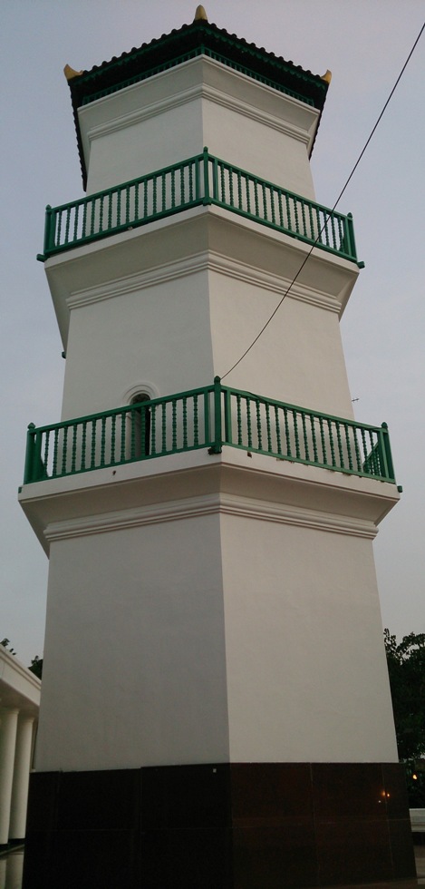 Menara Lama Masjid Agung Palembang