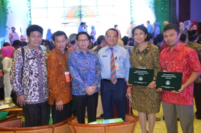 Kepala BLHD Tangsel, Rahmat Salam saat penyerahan Penghargaan Adiwiyata Tingkat Nasional di Jakarta
