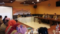 sosialisasi stake holder dengan tema &quot;Netralisasi PNS/ASN dalam Pilkada Kota Tangsel 2015&quot; diselenggarakan oleh Focus Group Discussion (FGD) di salahsatu restoran, Serpong, Rabu (30/9/2015).