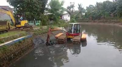 Antisipasi Banjir, DPU Tangsel Normalisasi Kali Ciputat