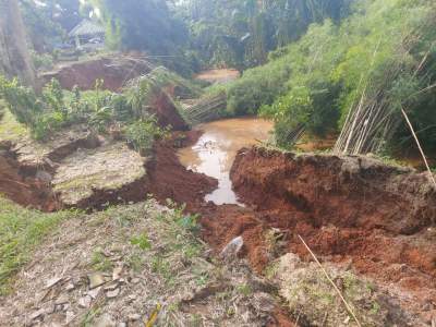 Longsor Kepung Kawasan Perumahan Elit BSD