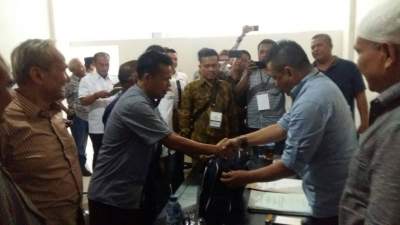 Didampingi 14 Asosiasi, Fauzi Siregar Kembalikan Formulir Calon Ketua Kadin Kota Tangsel