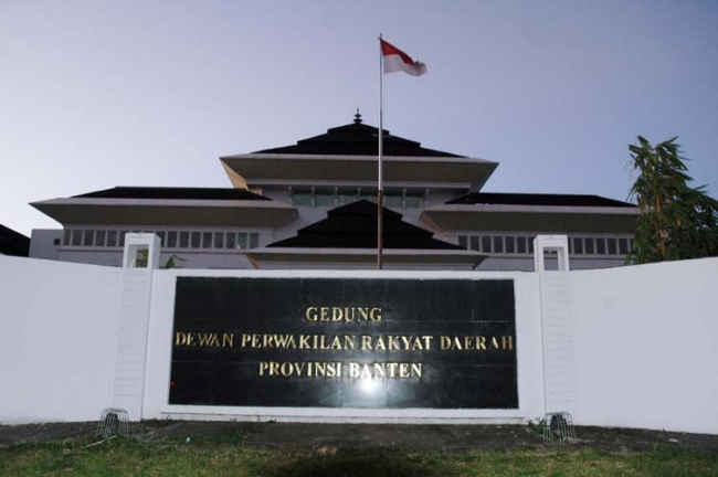 gedung DPRD