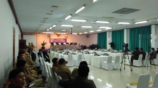 Suasana Rapat Paripurna