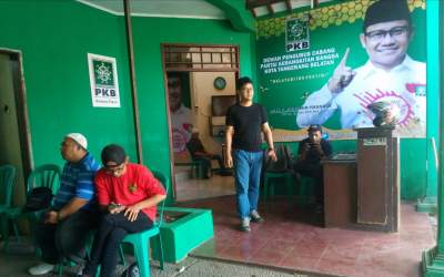 Suasana di kantor sekretariat Partai PKB Tangsel, Sabtu (5/10/).by jepang