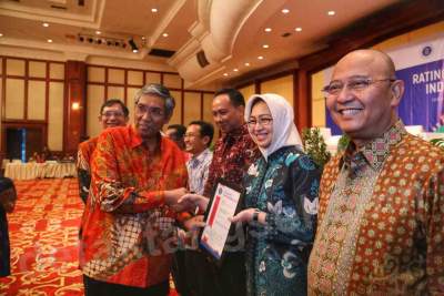 Tangsel Borong Piala dan 8 Penghargaan Kota Cerdas Indonesia