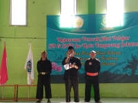 Ini SD dan SMP Raih Juara Umum di Kejuaraan Pencak Silat 2016