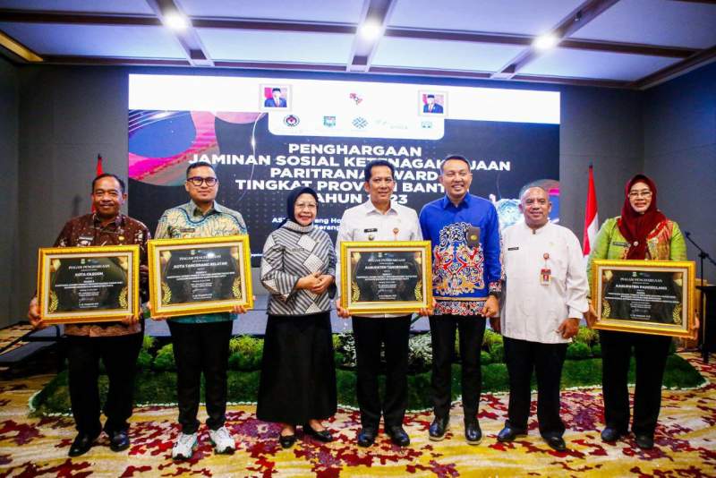 Pemkot Tangsel Raih Penghargaan Paritrana Award Tingkat Provinsi