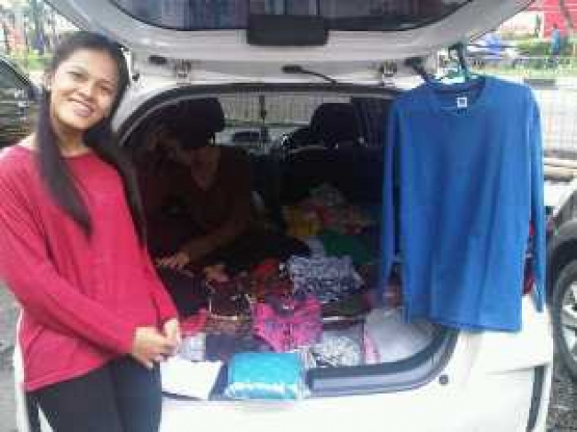 UPN Veteran jakarta Gelar Garage Sale