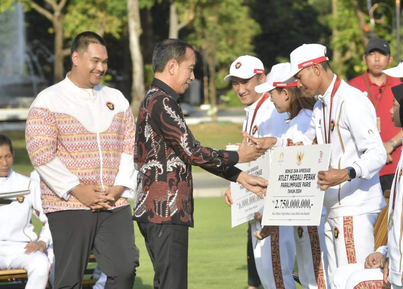 Presiden Berikan Bonus untuk Atlet an Pelatih di Ajang Paralimpiade 2024