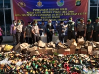 Ribuan Botol Miras Di Musnahkan Di Polres Tangsel