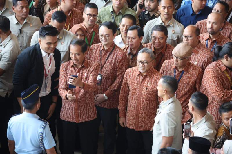 Pj Gubernur Banten Al Muktabar Dampingi Presiden Jokowi Buka TEI 2024