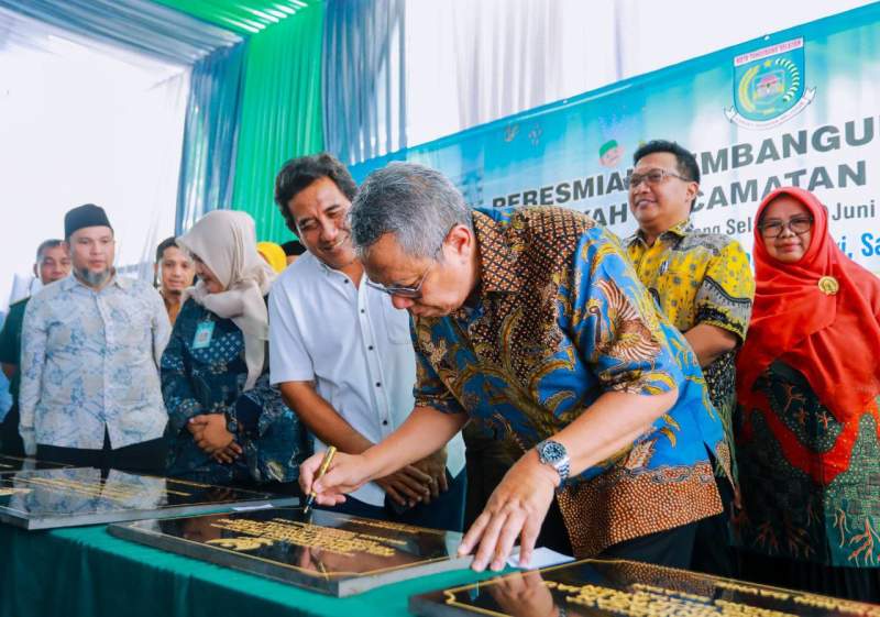 Mewujudkan Kota Pendidikan Unggul: Benyamin Resmikan Gedung SDN 03 Jurang Mangu Barat