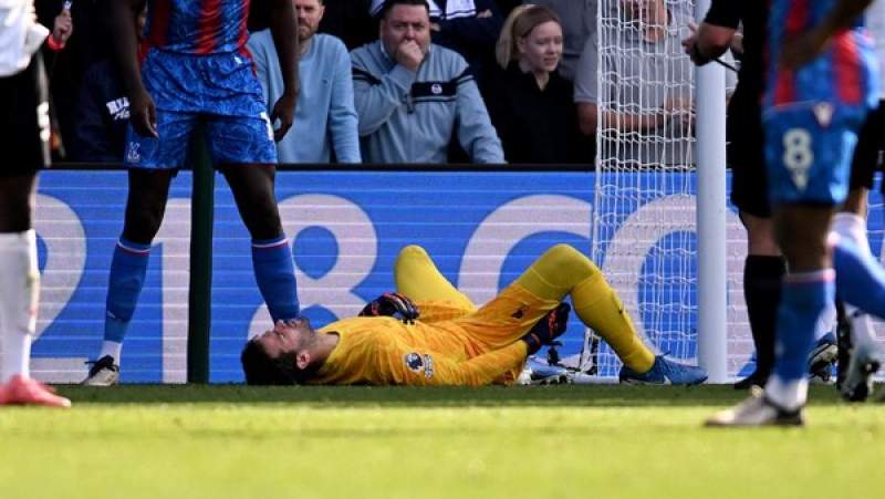 Alisson Becker Cedera Hamstring saat Bertandang ke Crystal Palace