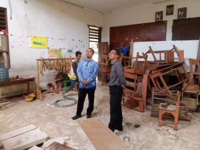 Pastikan KBM Berjalan Baik, Komisi lV DPRD Tangsel Sidak Gedung SDN 01 Bambu Apus