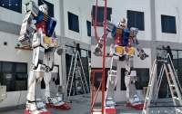 Wow Seniman Asal Subang Buat Replika Gundam Setinggi 5,3 Meter