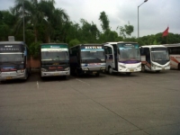 Lebak Bulus- Tampak beberapa Bis AKAP terparkir di Dalam terminal Lebak Bulus, kamis(16/1)