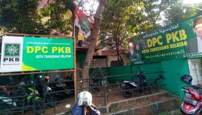 Sekretariat DPC PKB Kota Tangsel di Villa Pamulang Mas Blok E 1/10, Bambu Apus, Pamulang.