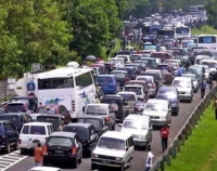 Jelang Natal, Jalur Puncak Padat