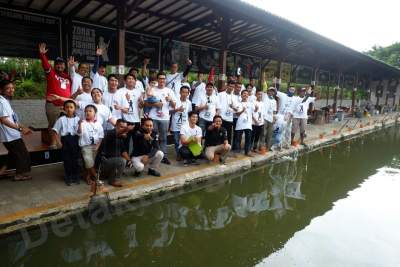 Peserta Lubana Strike The Monster Competition sebelum mengikuti lomba mancing.