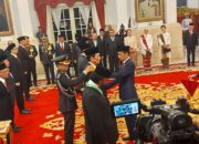 64 Tokoh Terima Anugerah Tanda Jasa-Kehormatan dari Jokowi