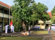 Tekan Kenakalan Remaja, Kapolres Banjar menjadi Pembina Upacara di SMAN 1 Banjar