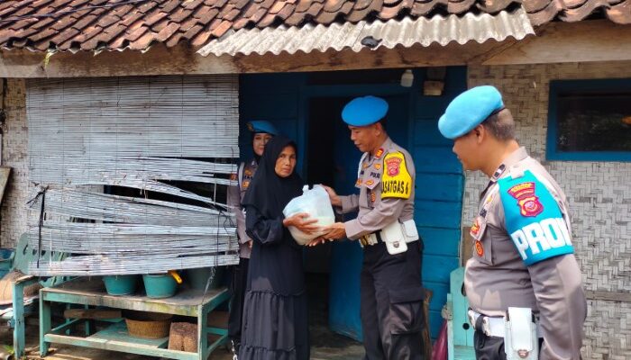 Seksi Propam Polres Banjar Bentuk Kepedulian Kepada Masyarakat