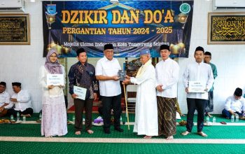 Benyamin Ajak Warga Tangsel Sambut Tahun Baru 2025 dengan Dzikir dan Doa Bersama