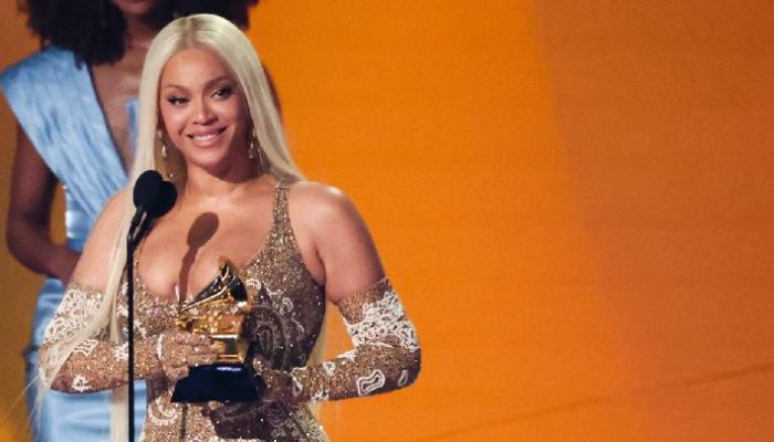 Kontroversi Kemenangan Beyonce di Grammy Awards 2025, Netizen Pecah Pendapat